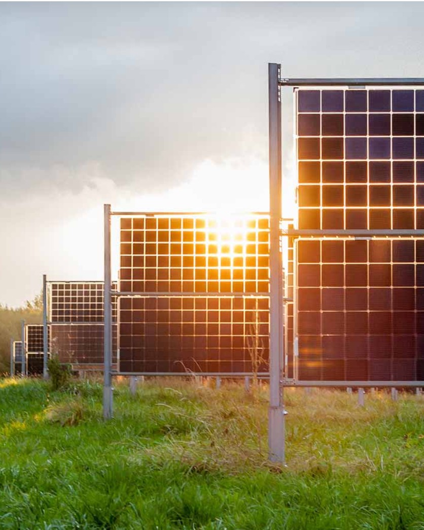 MKGJ Energi AB - Vertikala solpaneler - solbruk