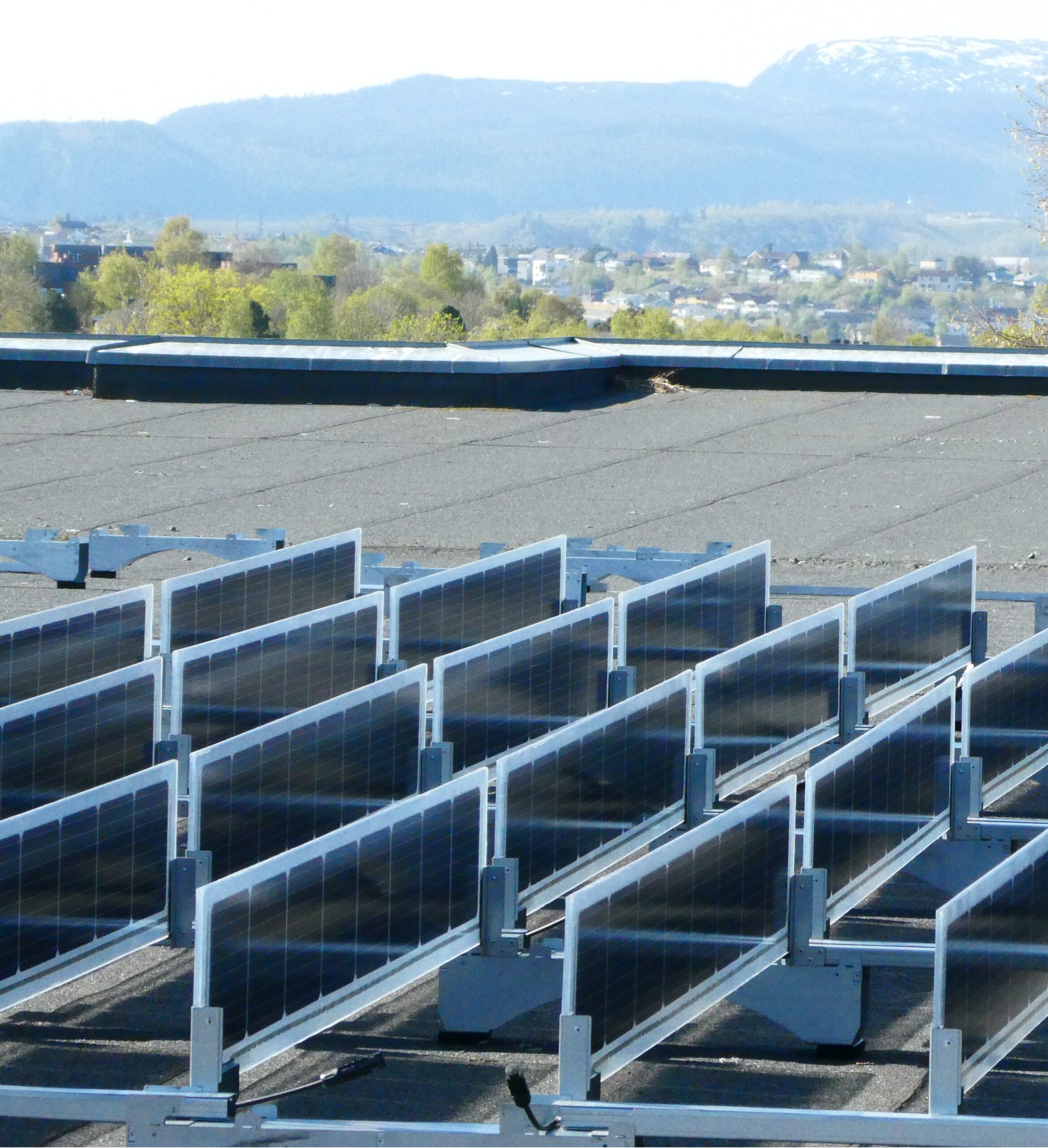 MKGJ Energi-Ballastfri solenergi för platta tak